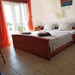 Quartos Com Boas Vistas Ribeira da Gafa