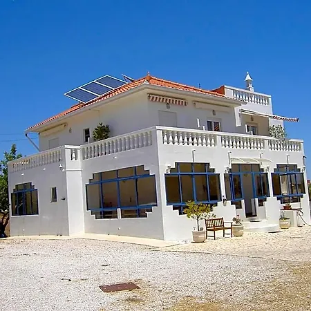 Quartos Com Boas Vistas بيت ريفي Ribeira da Gafa
